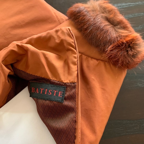 French quilted tunic. Super cute and elegant. - Picture 2 of 8